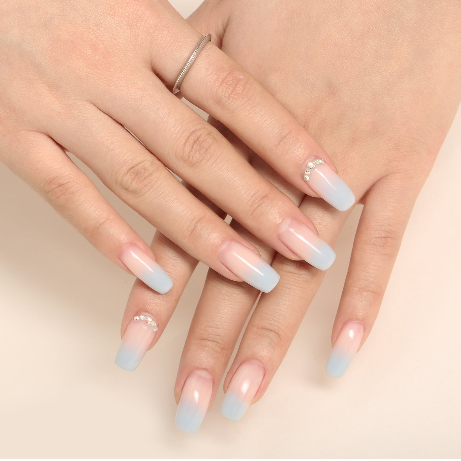 Color leveling gel