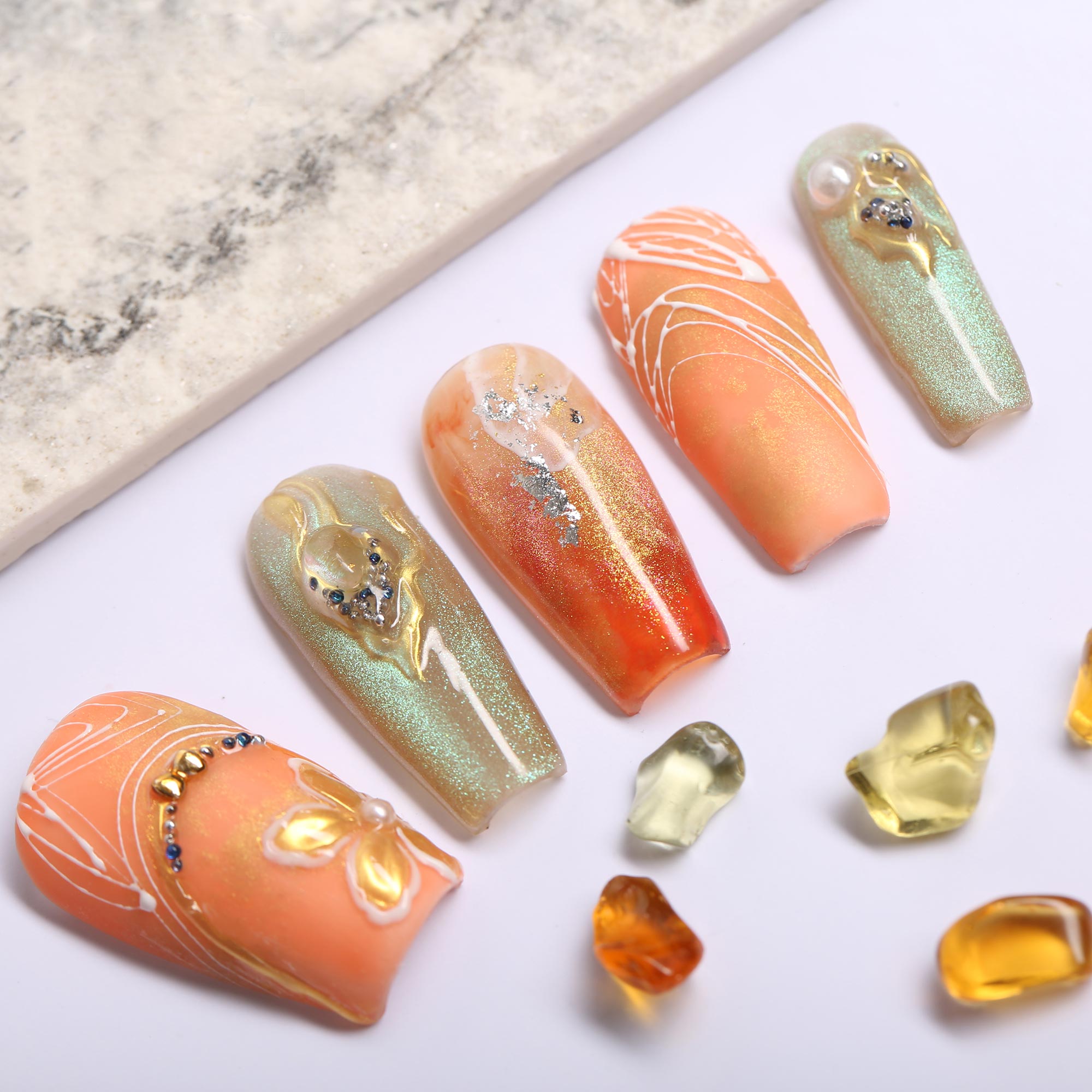 Luxury Diamond Cat Eye Gel